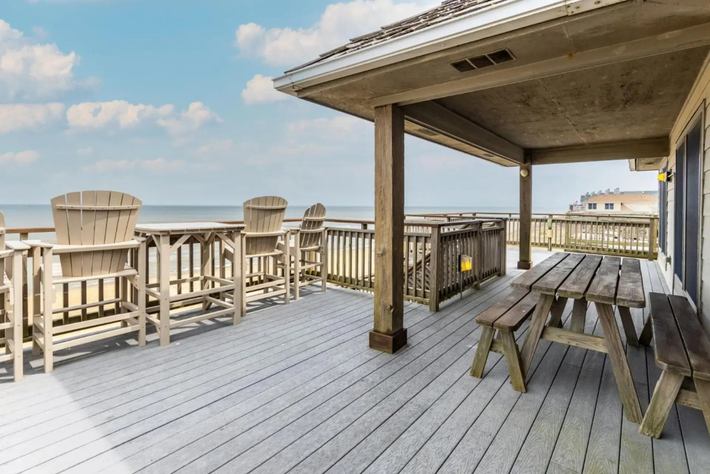 SCR3B - Scrimshaw Penthouse
