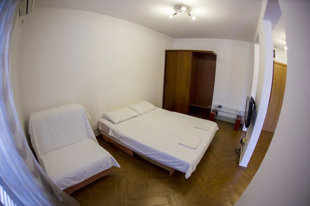 SMS Apartments
