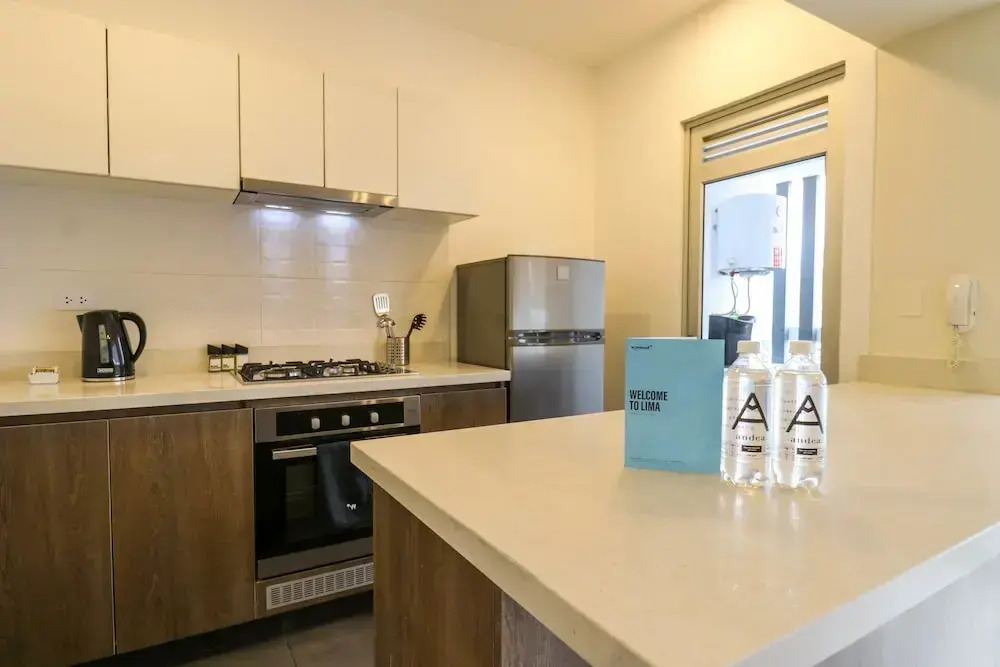 w Admirable 2BR w Modern Balcony in Miraflores