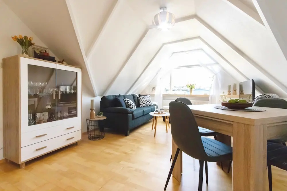 Apartment F11