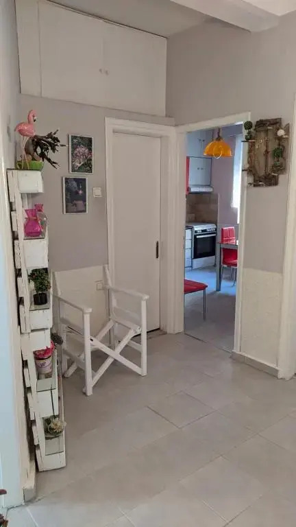 Nikol & Stella's House