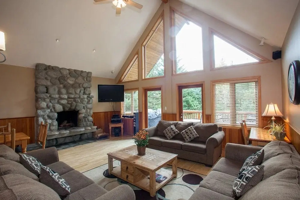 Lorimer Ridge Lodge