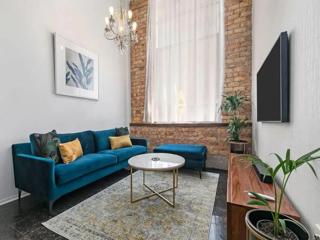 Stylish Loft Apt in CBD w/ King Bed I Zodiak Stays
