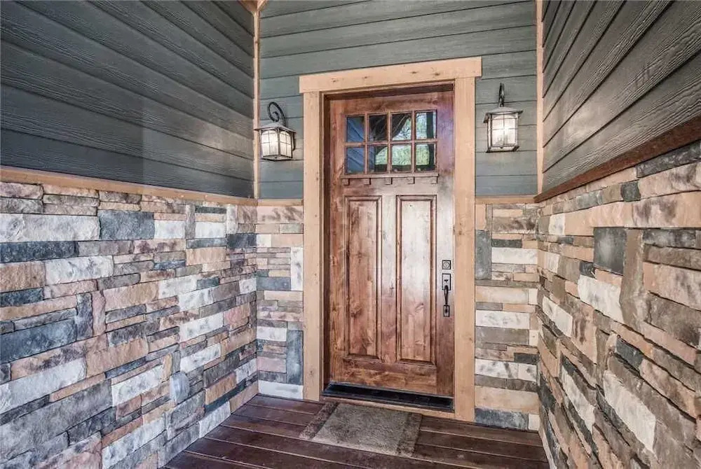Abbey Lodge - Nine Bedroom Cabin with Hot Tub