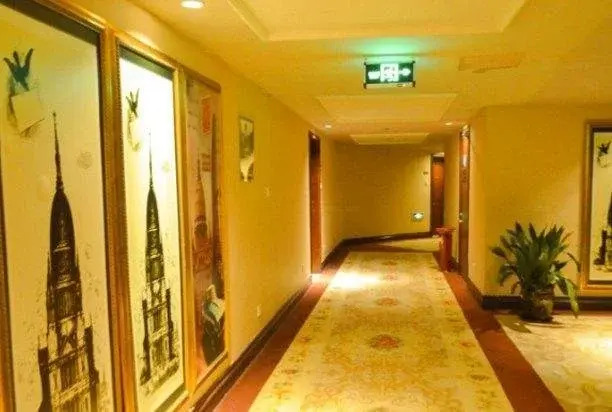 Qingshuiwan Hot Spring Holiday Village