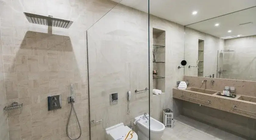 Bon Hotel