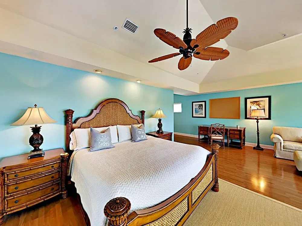 Casa Del Mar Retreat - 5 Br Home