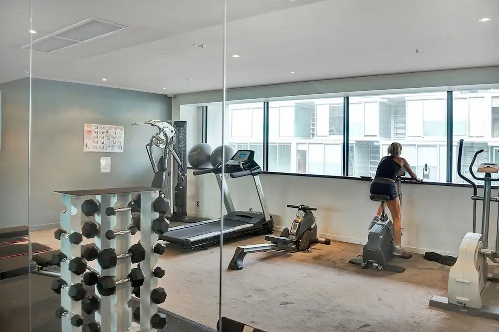 QV Get Away Viaduct Apartment - 945