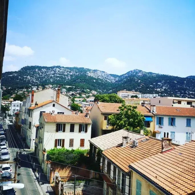 Appartement proche centre ville, port, et mont Faron