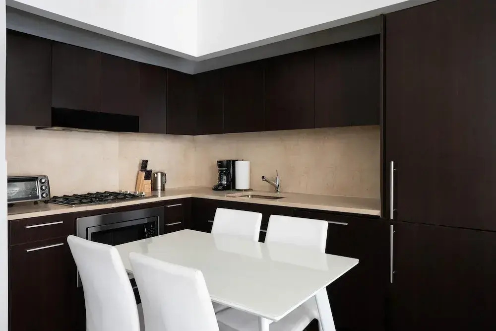 J s Modern 2 BR Apartment NYC