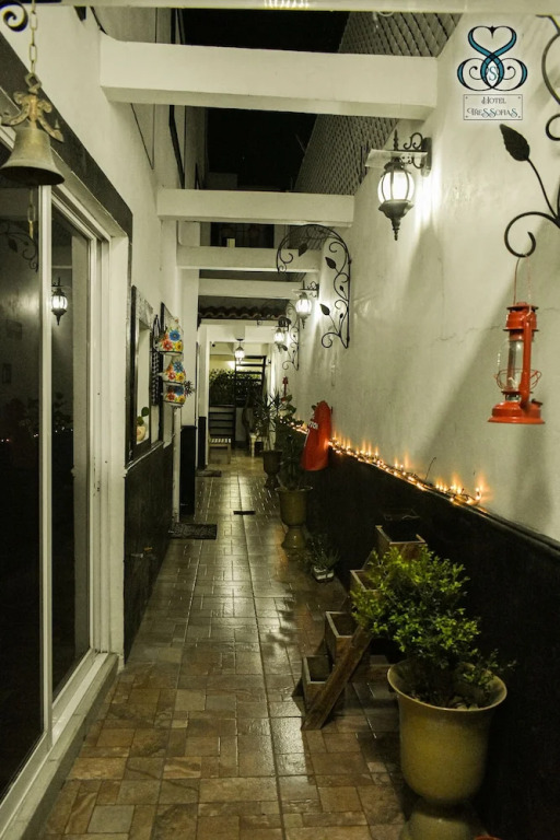 Hotel Tres Sofias