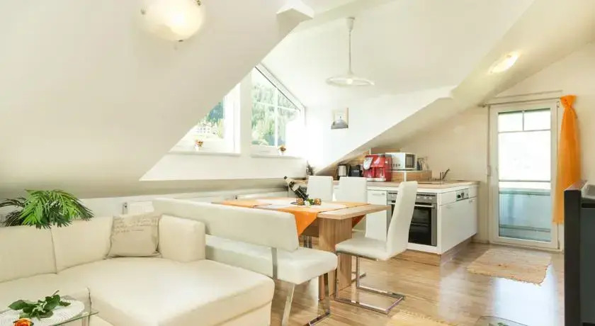 Stoani Haus Derler