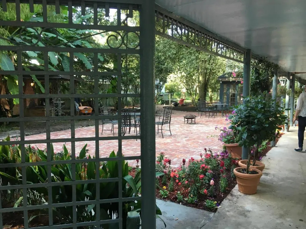 Maison Mouton Bed & Breakfast