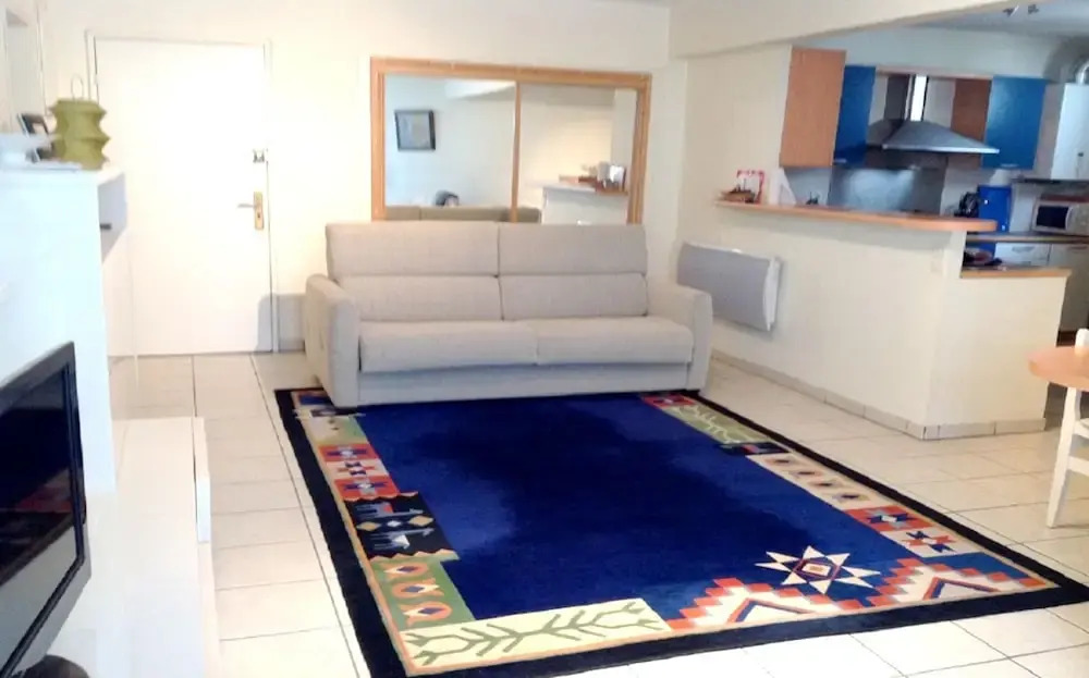 Studio In Biarritz With Enclosed Garden 600 M From The Beach