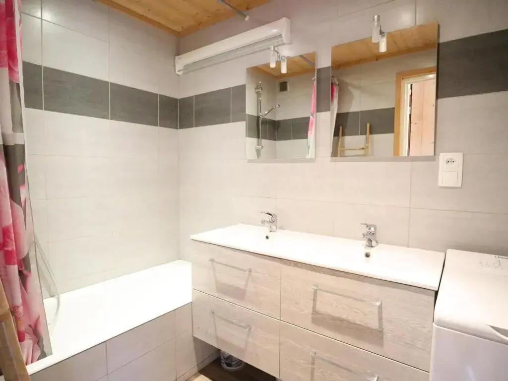 Appartement Les Gets, 2 pièces, 5 personnes - FR-1-623-203