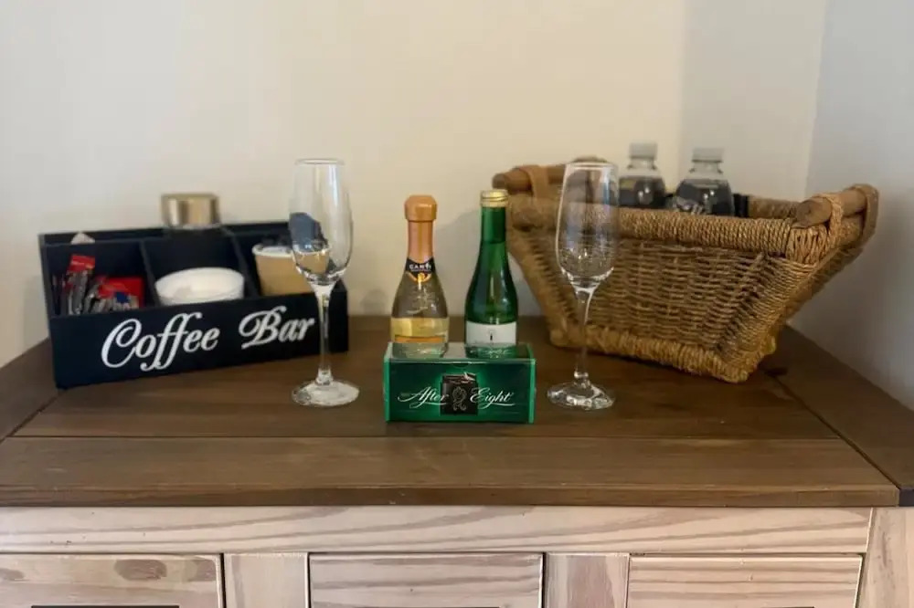 1 Bed Flat - Sleeps 3 - Parking - Pet Friendly