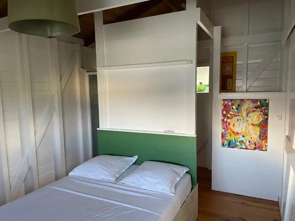 Charmant bungalow avec petite piscine privée