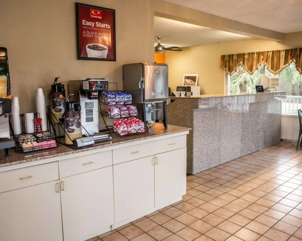 Econo Lodge Lake City-North