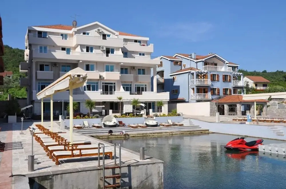 Apartments Adeona