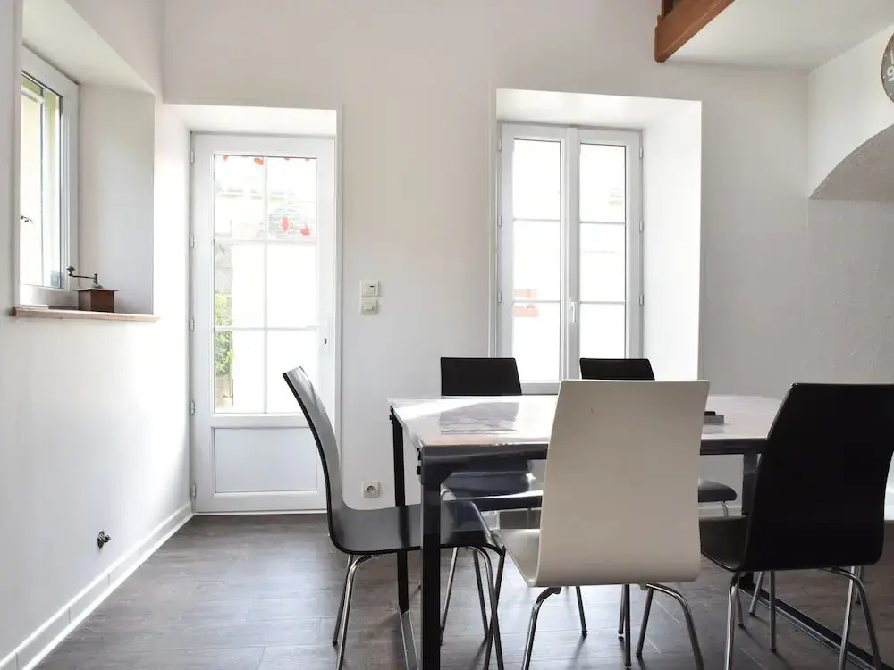Beautiful Gite With Garden at 700 Metres From the Beach, 10 Minutes From Bayeux