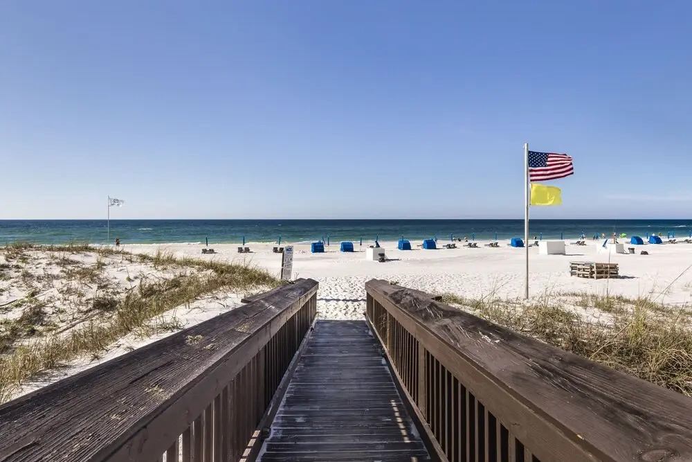 Romar Beach 205