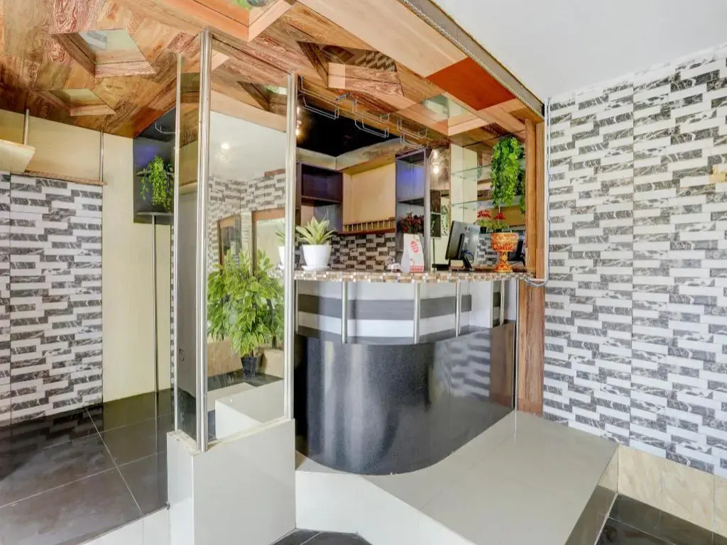 OYO 90131 Liberty Guest House