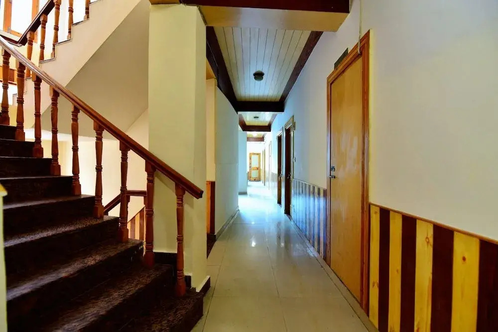Oyo 30367 Rr Villa