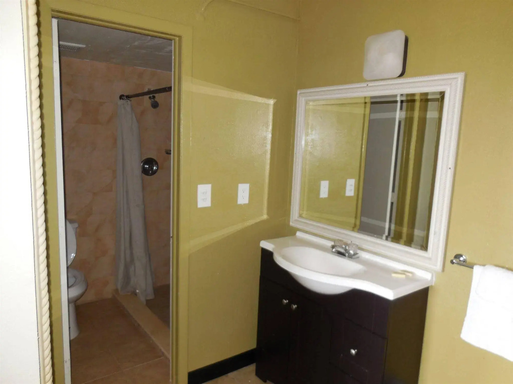 Budget Inn