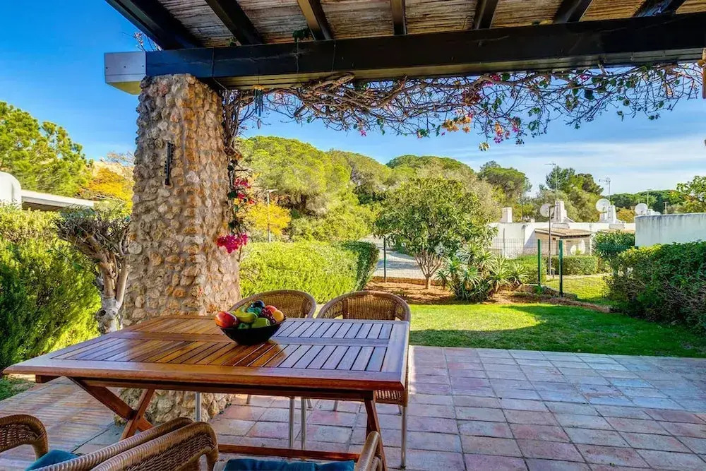 C28 Q P Amazing House Nested in the Heart of Ca