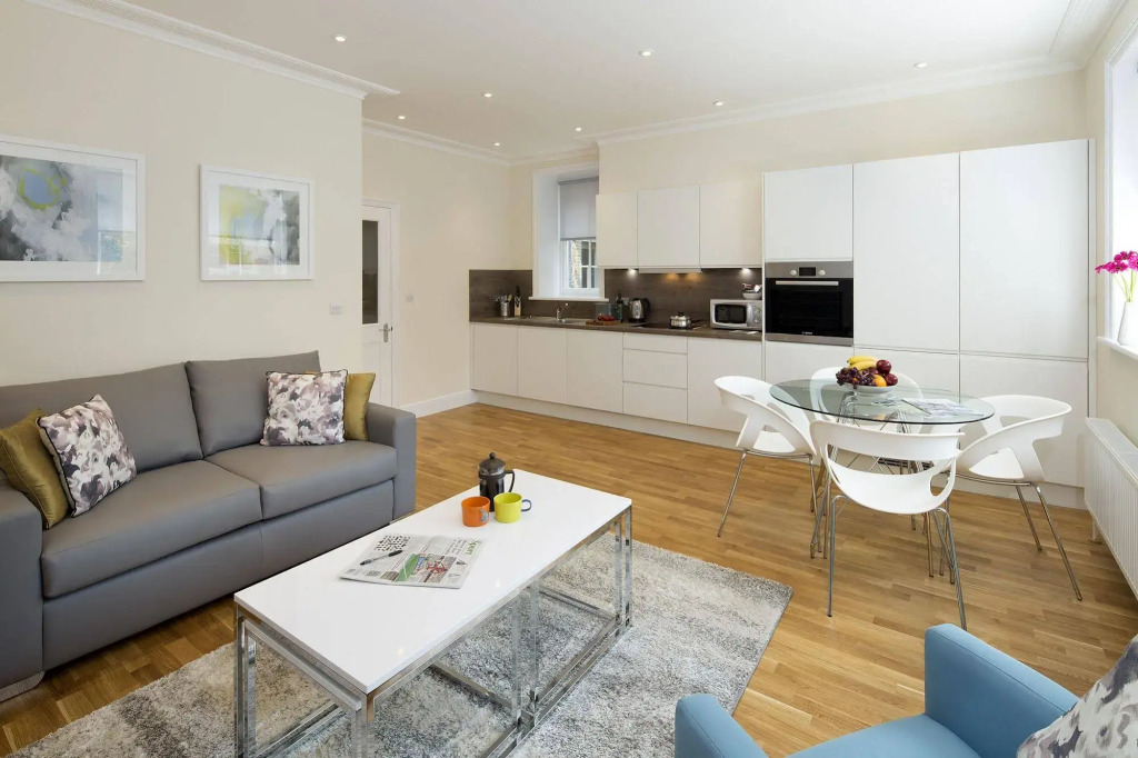 Hammersmith One - Q Home
