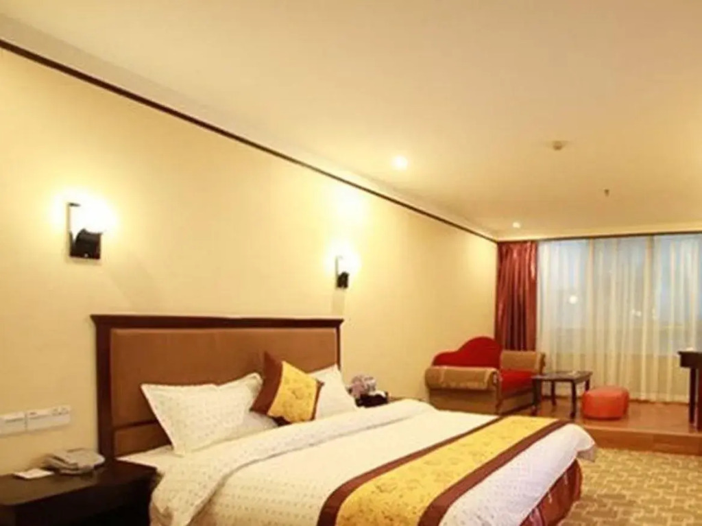 Jinju Boutique Apartment (Zhuhai Gongbei Port Lianhua Road)