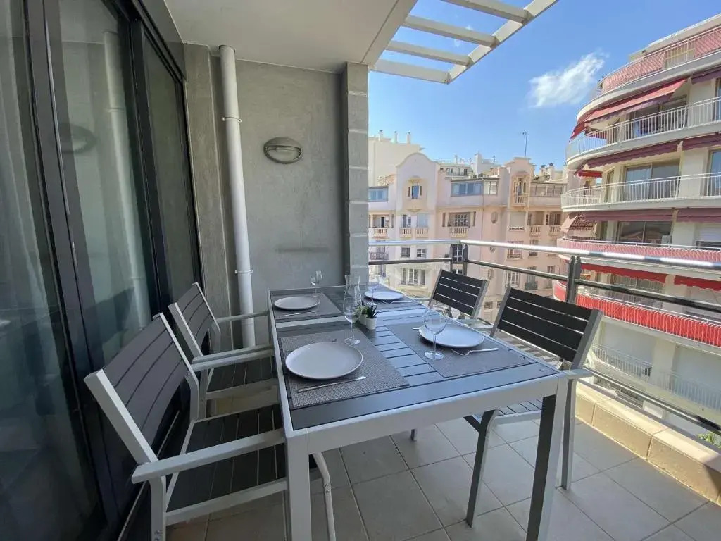 Appartement Antibes, 2 pièces, 4 personnes - FR-1-252-180
