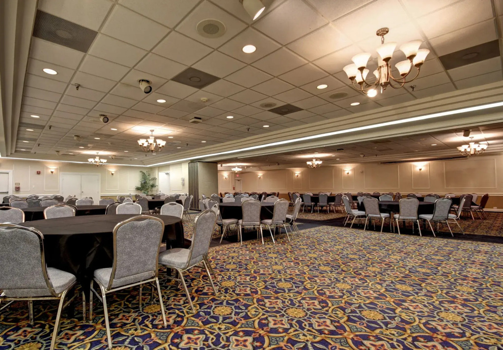 Carousel Resort Hotel and Condominiums