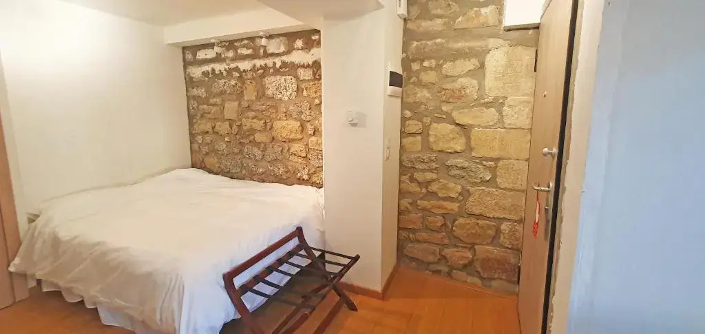 1951 Suites