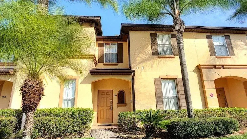 Ariel's Grotto- 4 Regal Palms Townhome - 4 Br townhouse by RedAwning