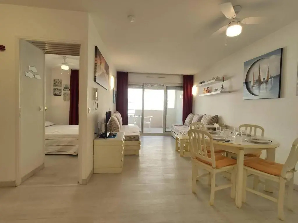 Appartement Juan les Pins, 2 pièces, 4 personnes - FR-1-252-158