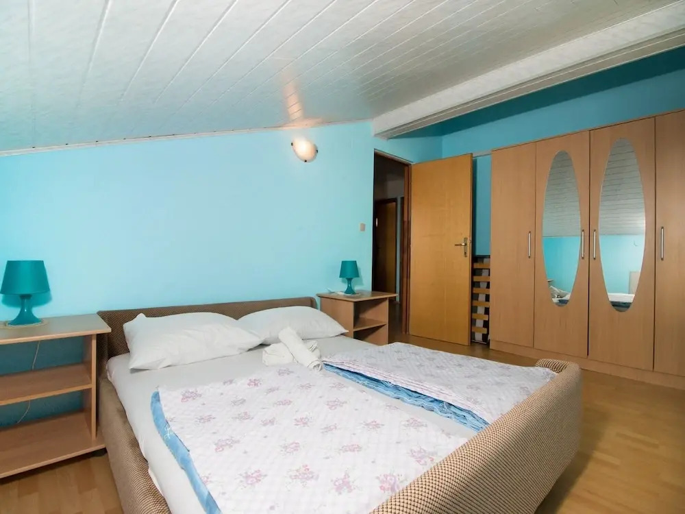Secluded Holiday Home in Azillanet With Private Pool