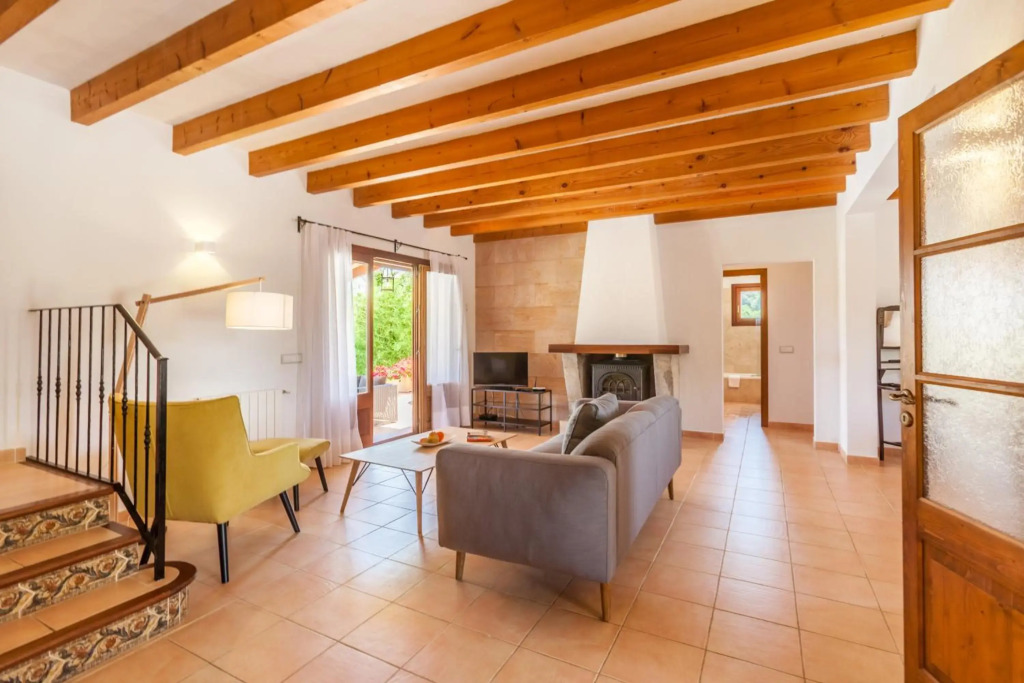 Villa Guillona by Sealand Villas