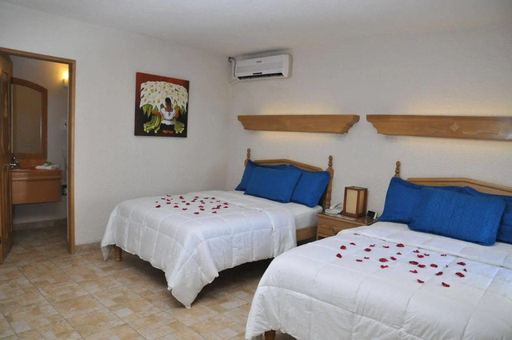 Luciana Hotel & Beach Club