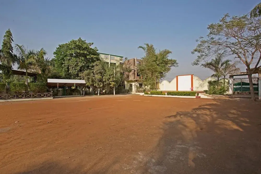Hotel O by OYO Capital O Sai Icon Residency