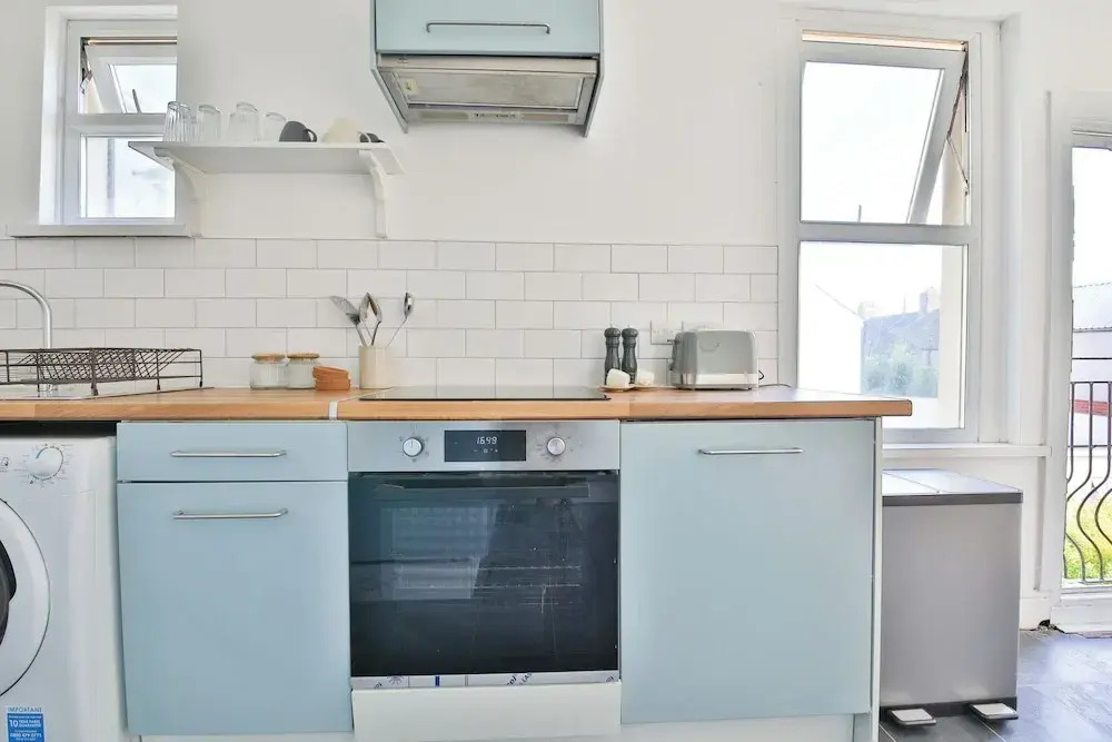 Beautifully Designed 2 Bed Apartment