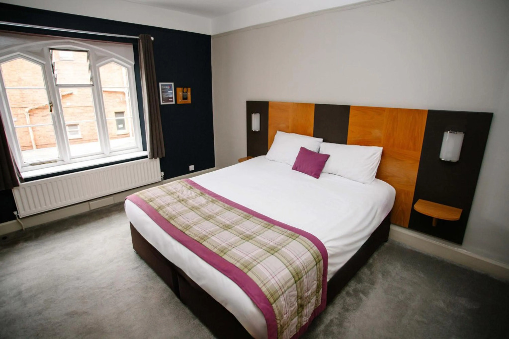 The Corner House Hotel