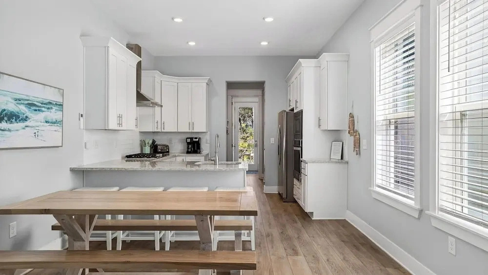 Southern Dreams on 30A by Avantstay Pool + Outdoor Lounge + Golf Cart Access Minutes to the Beach