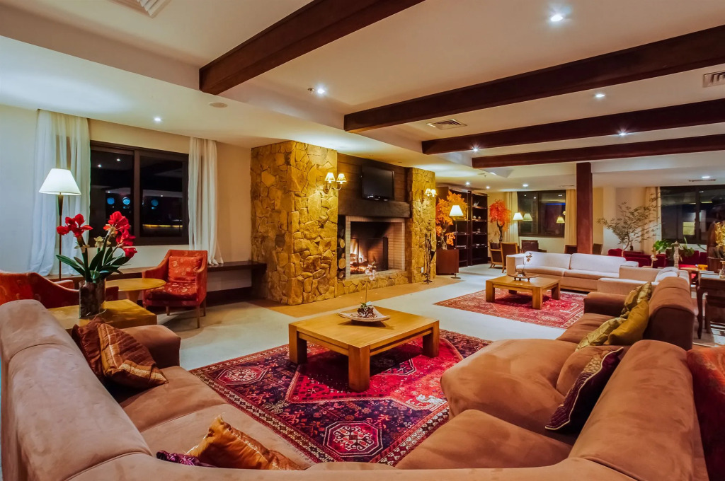 SKY BORGES HOTEL - Flats de Luxo no Centro de Gramado - RS
