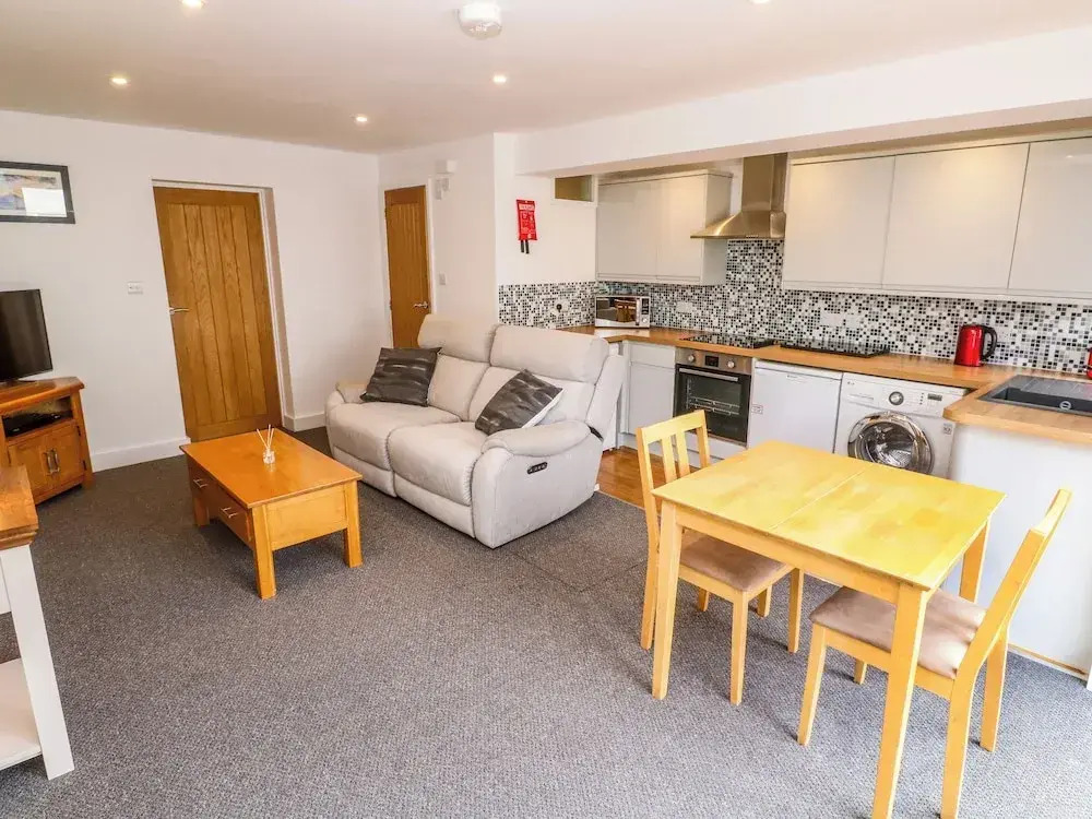 Flat 1