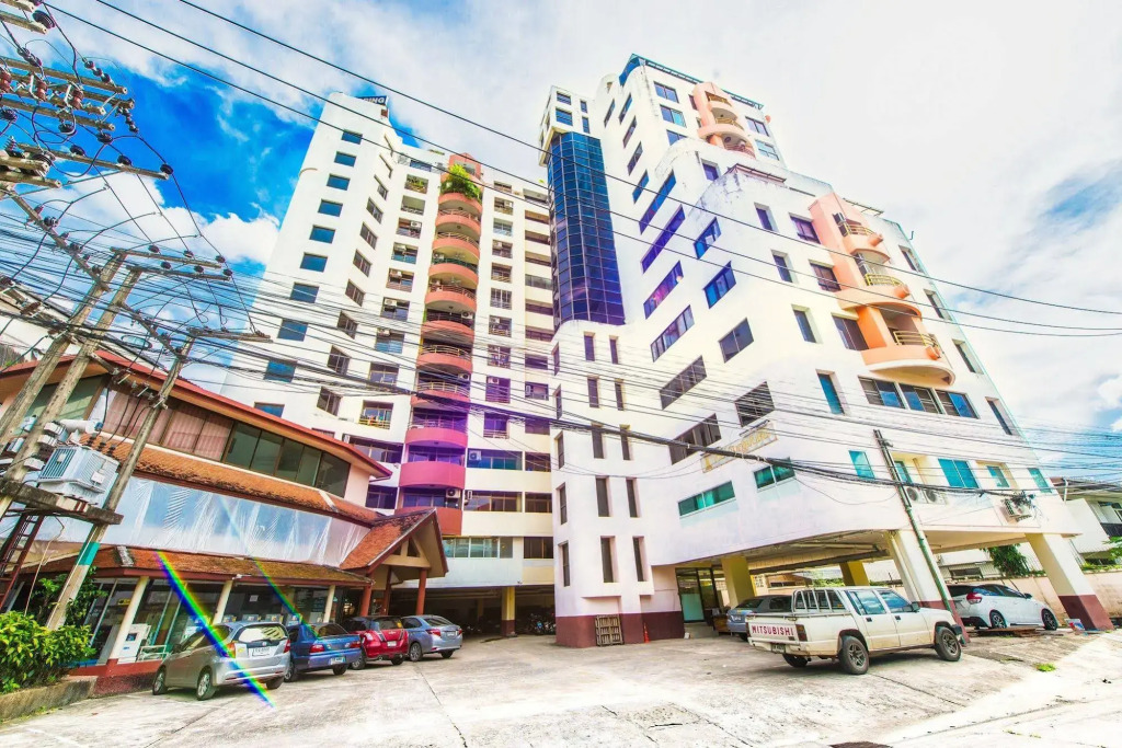 Viengping Mansion Chiang Mai - Heart of Nimman, Shopping & Cafes