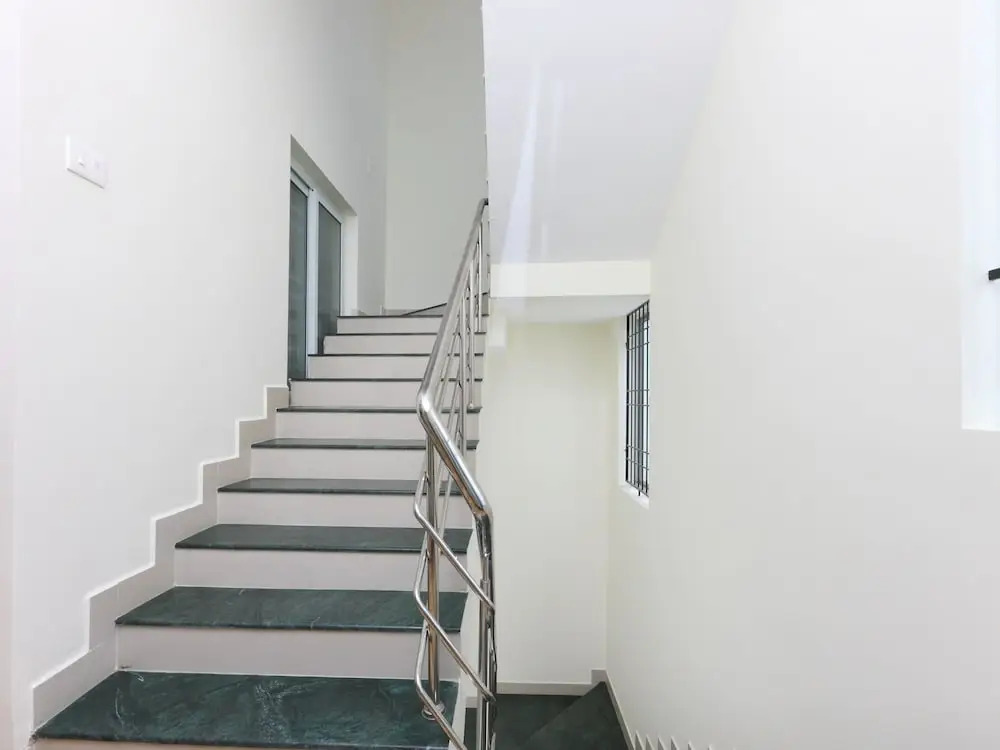 Super Hotel O Perfect Stay Near Meenambakkam Metro Station