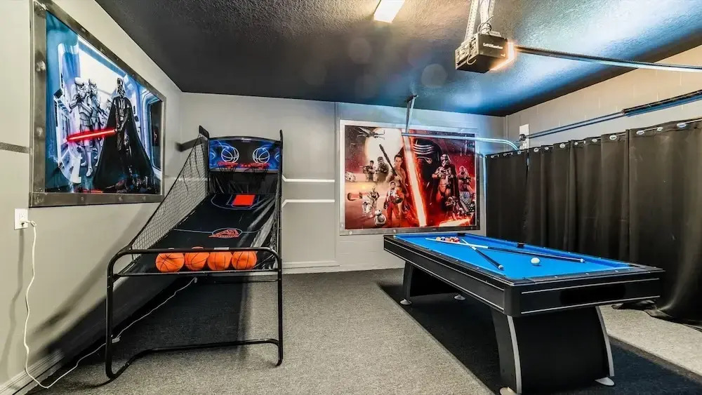 Windsor Westside Resort 7 Bedroom Home Game Room 0855