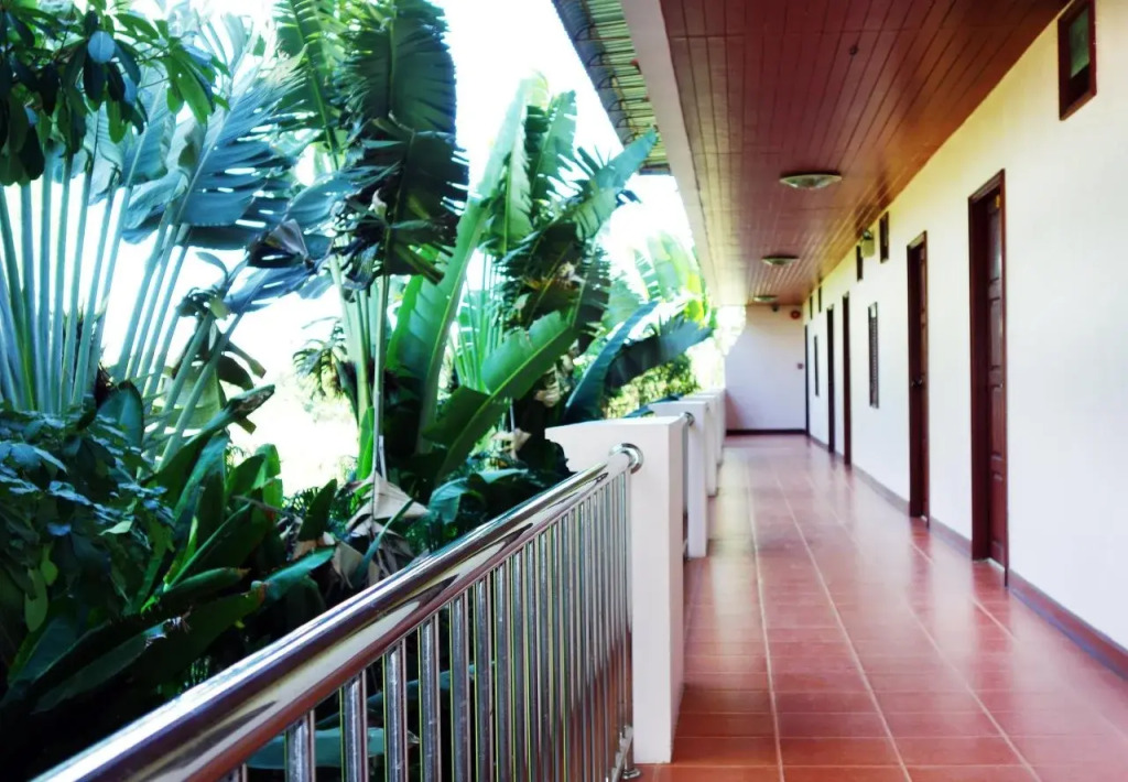 Replica Resort