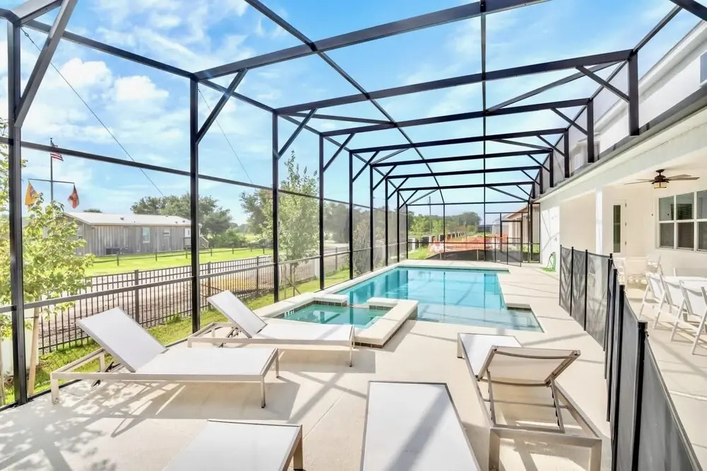 15br Mansion - With Pool Hot Tub Netflix